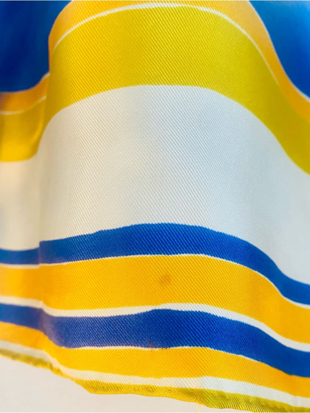 Vera Neumann Gold Piece Collection Scarf – 30.5” x 30.5” - Picture 6 of 6